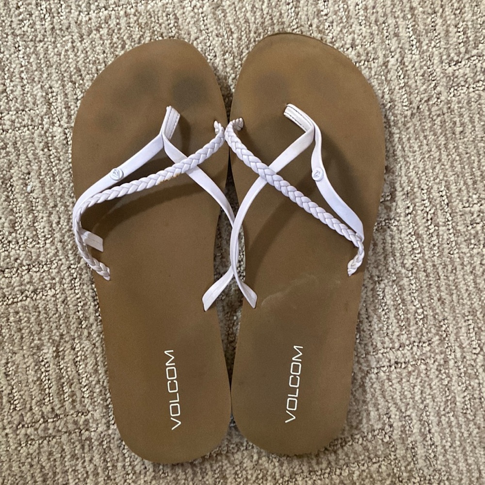 lilac and brown strappy sandals by volcom